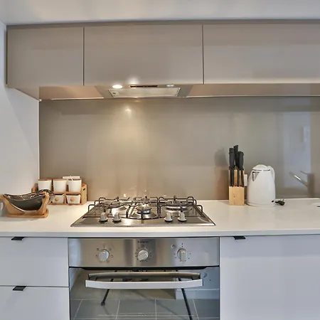 My80 Apartment Located In The Inner Of Melbourne Cbd Exterior photo