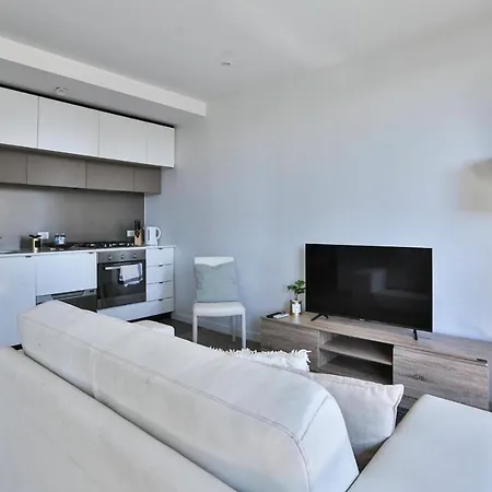 My80 Apartment Located In The Inner Of Melbourne Cbd Exterior photo