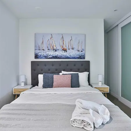My80 Apartment Located In The Inner Of Melbourne Cbd Exterior photo