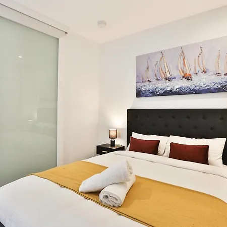 My80 Apartment Located In The Inner Of Melbourne Cbd Exterior photo