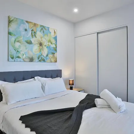 My80 Apartment Located In The Inner Of Melbourne Cbd Exterior photo