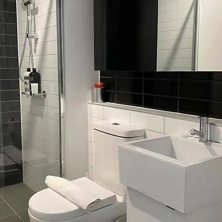 My80 Apartment Located In The Inner Of Melbourne Cbd Exterior photo