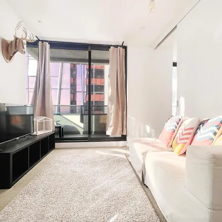 My80 Apartment Located In The Inner Of Melbourne Cbd Exterior photo