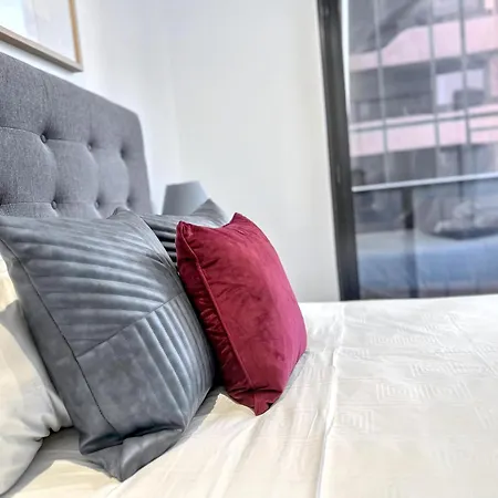 My80 Apartment Located In The Inner Of Melbourne Cbd Exterior photo