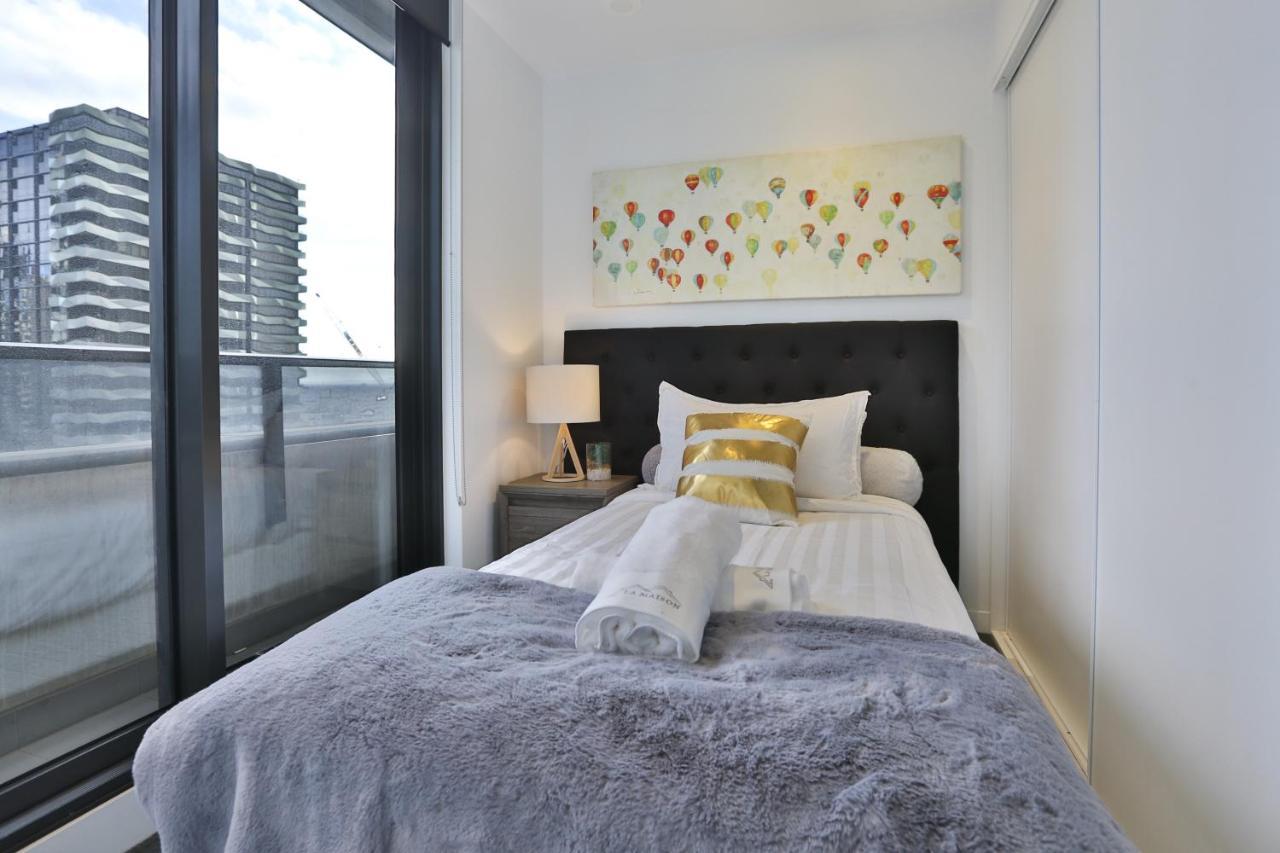 My80 Located In The Inner Of Cbd Apartment *